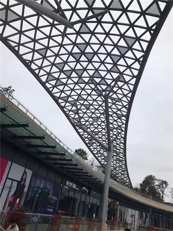 你是如何儲存剛加工完成的雕花鋁板的？
